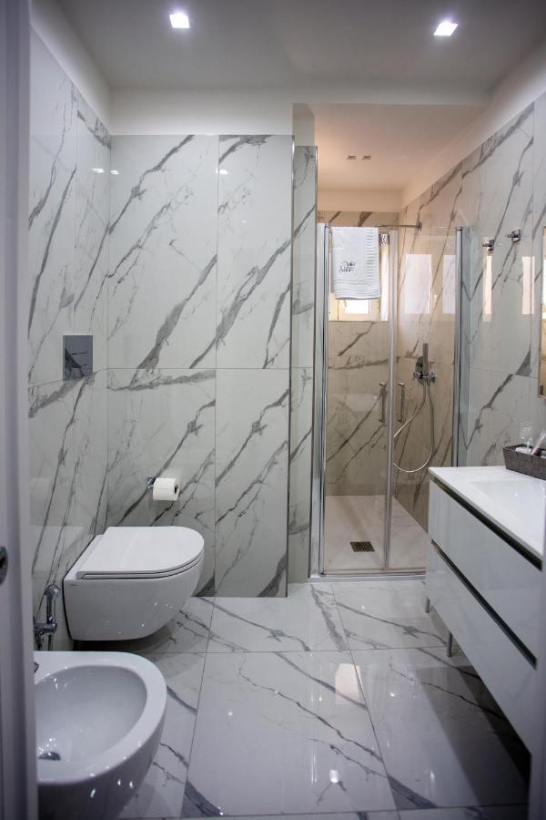 Lady Mary'S Luxury Suites Naples Room photo